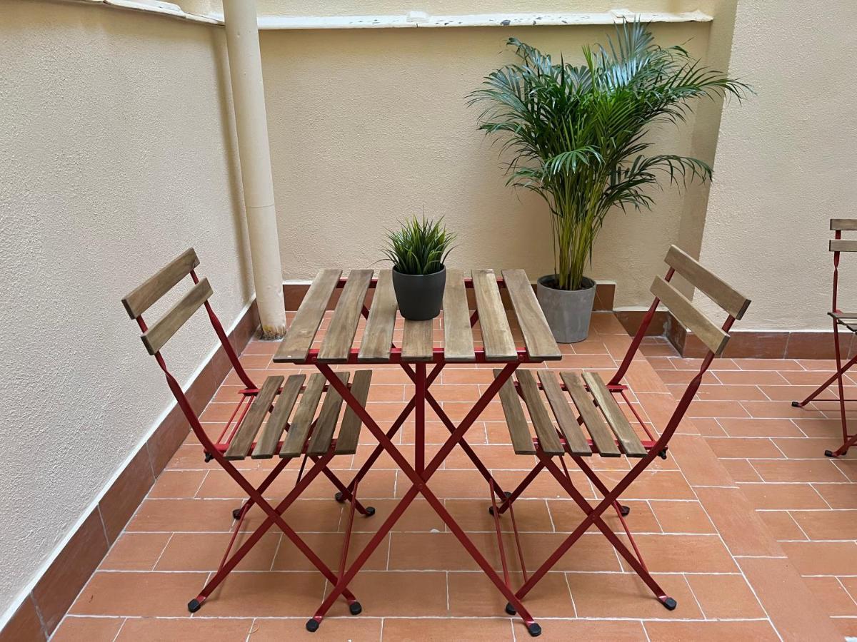 Domus Avi - Guest House Rome Bagian luar foto