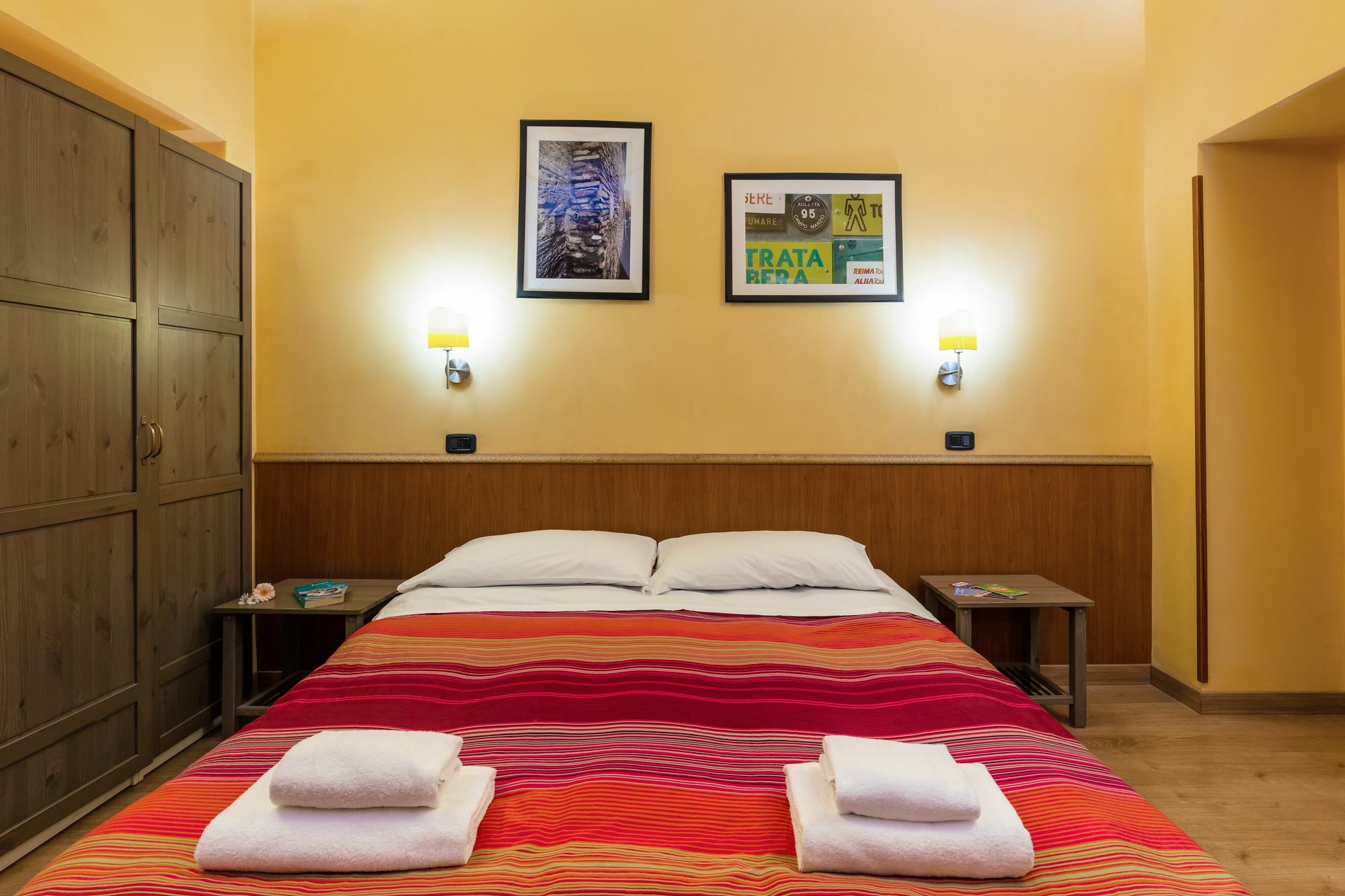 Domus Avi - Guest House Rome Bagian luar foto