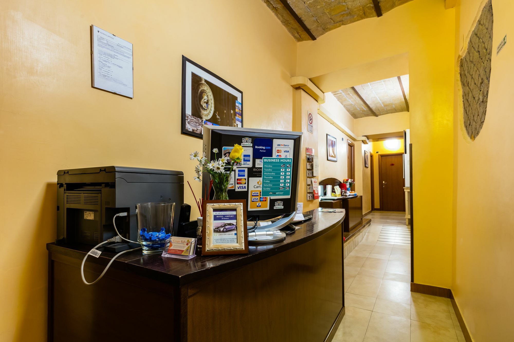 Domus Avi - Guest House Rome Bagian luar foto
